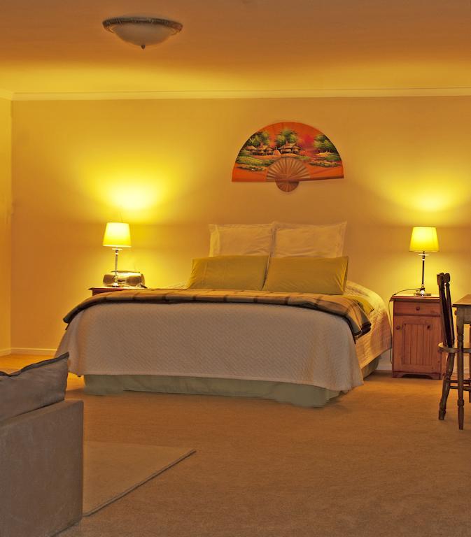 Vineyards Country Home Guest Room Blomtuin 객실 사진
